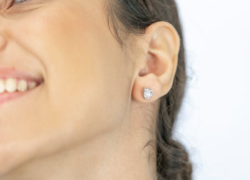 Livia Earrings White Fianit Stones - benitojewelry